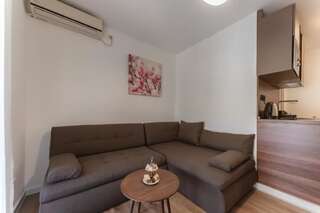 Апартаменты Apartments My Przno Свети-Стефан Апартаменты с 1 спальней, балконом и боковым видом на море-14